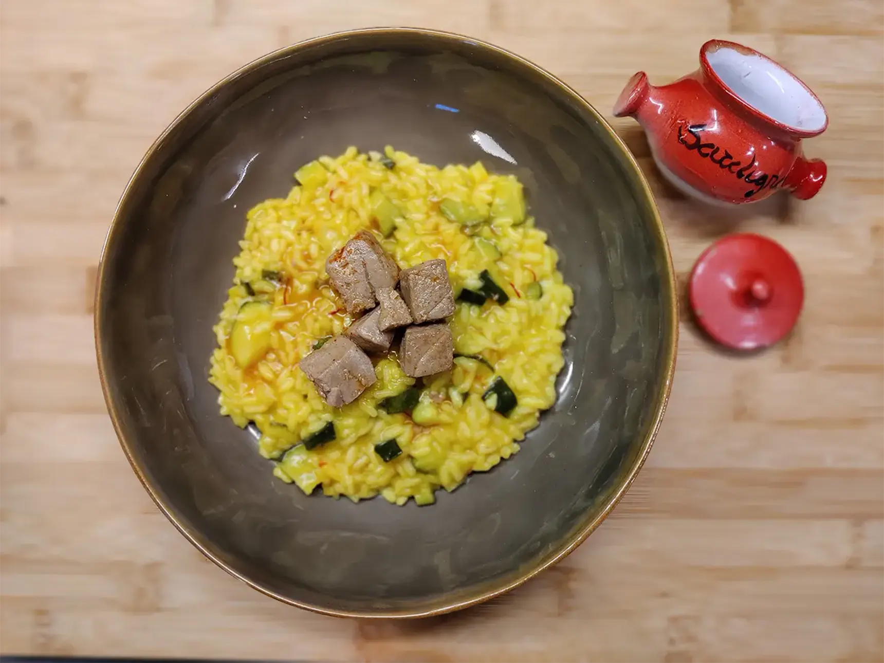 Zafferano, tonno e zucchine